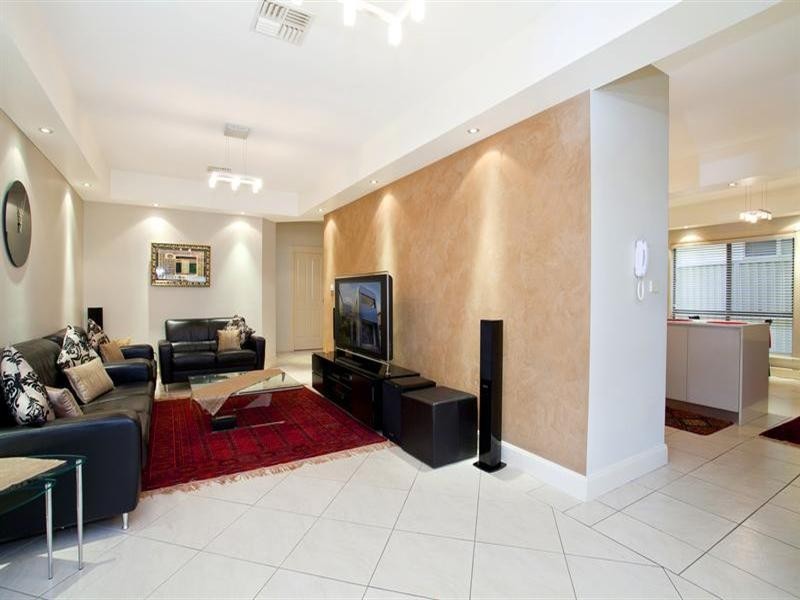 West Hoxton NSW 2171