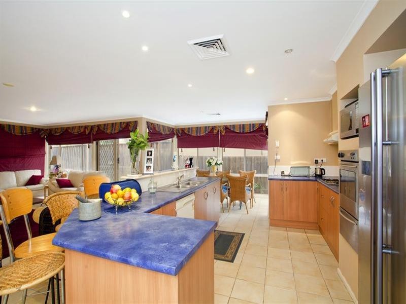 West Hoxton NSW 2171