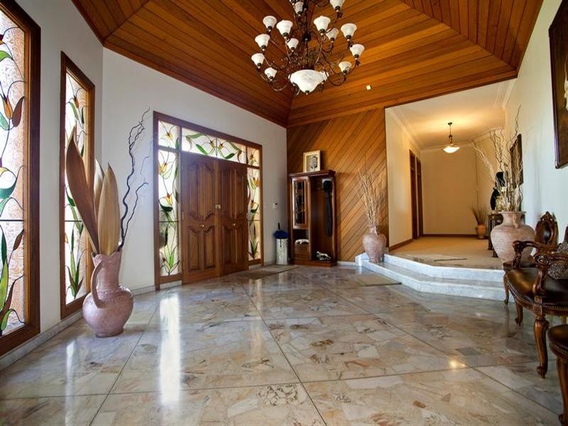 Edensor Park NSW 2176