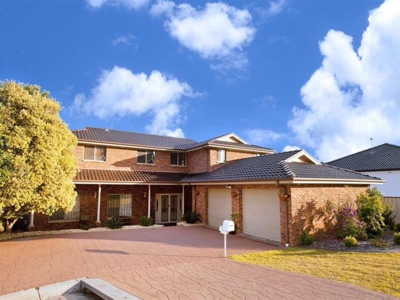 3 Russell Close, Green Valley NSW 2168