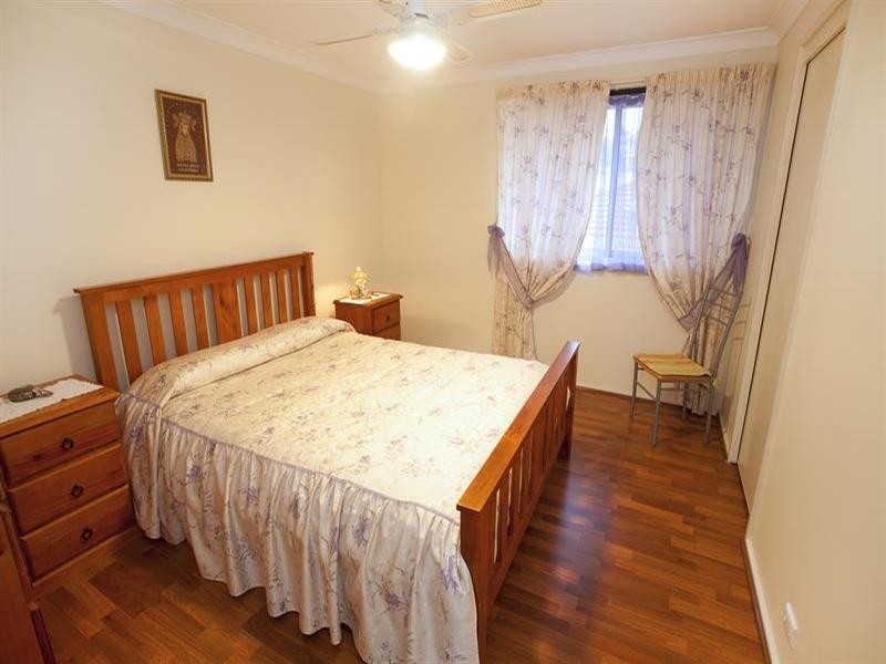 Edensor Park NSW 2176