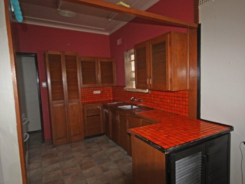 Campbelltown NSW 2560