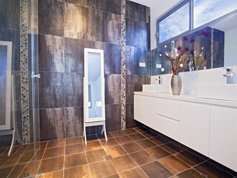 64 Bird Walton Avenue, Middleton Grange NSW 2171