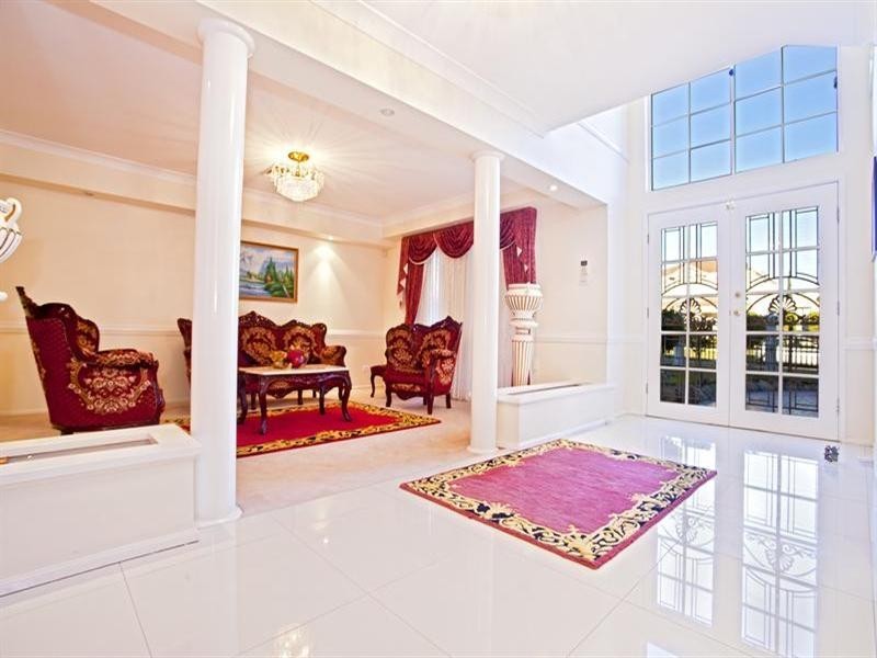 7 Strzlecki Drive, Horningsea Park NSW 2171