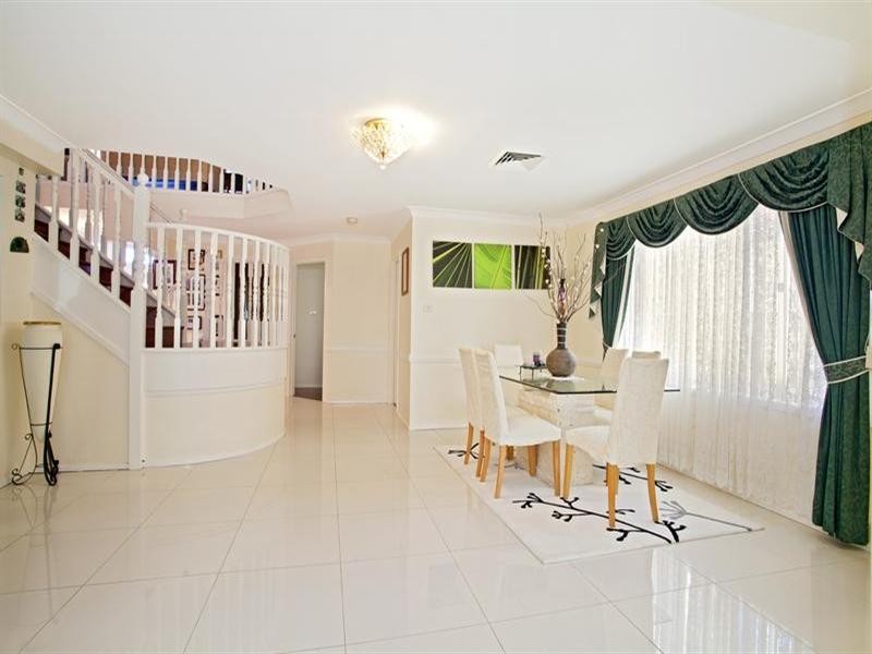 7 Strzlecki Drive, Horningsea Park NSW 2171