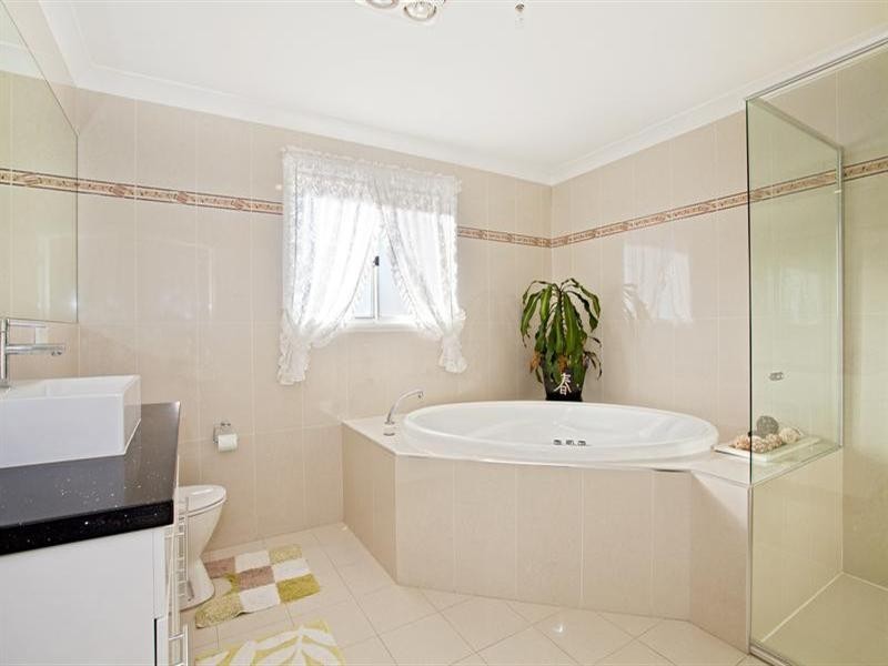 7 Strzlecki Drive, Horningsea Park NSW 2171