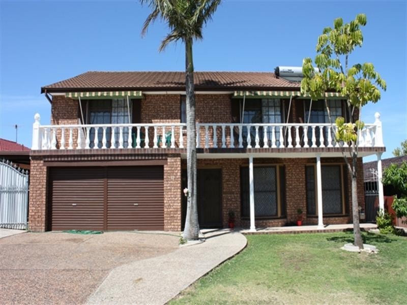 Edensor Park NSW 2176