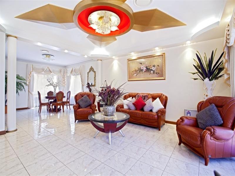 19 Tudor Crescent, Cecil Hills NSW 2171