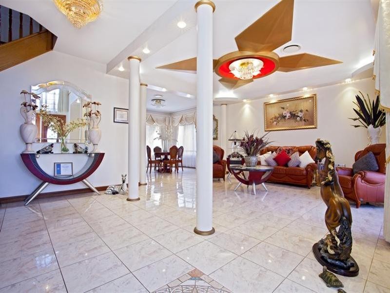 19 Tudor Crescent, Cecil Hills NSW 2171