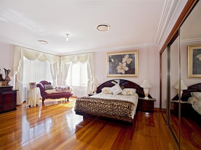 19 Tudor Crescent, Cecil Hills NSW 2171