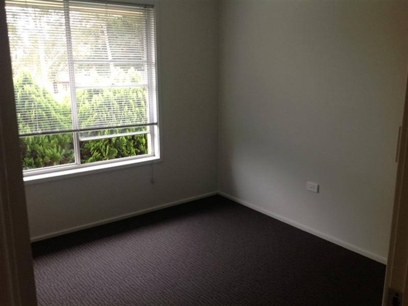 73 Leumeah Road, Leumeah NSW 2560