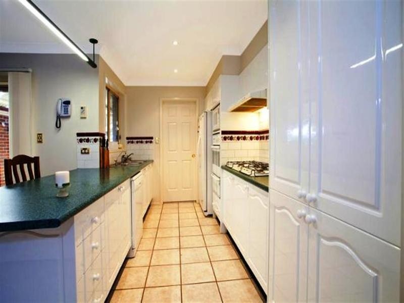 9 Mathew Place, West Hoxton NSW 2171