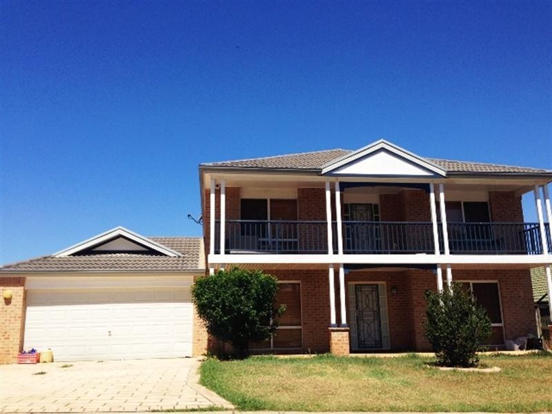 1 St helens Close, West Hoxton NSW 2171