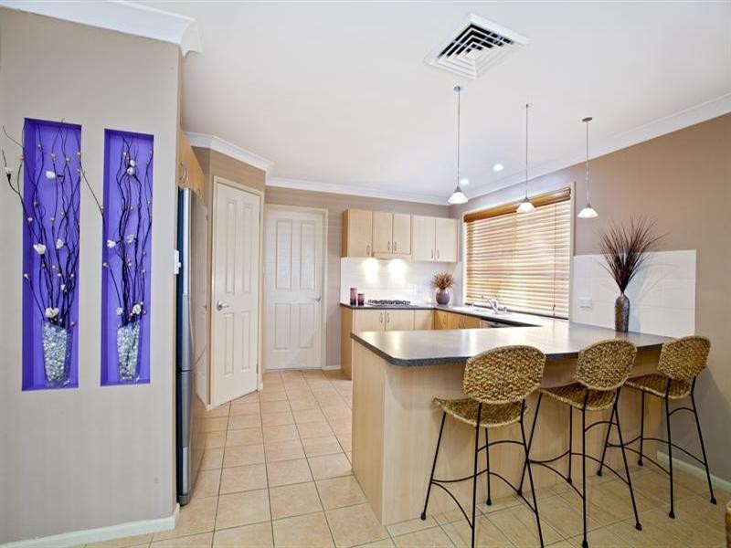 8 Manildra Street, Prestons NSW 2170