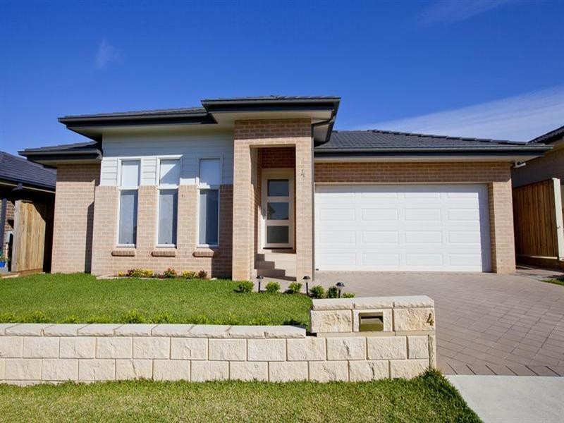4 Graziers Way, Carnes Hill NSW 2171