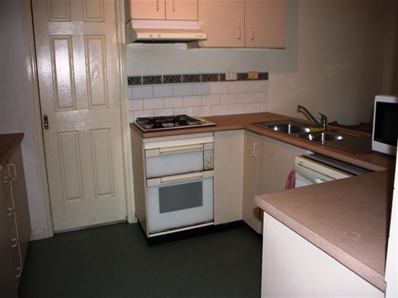 12/96 Fawcett Street, Glenfield NSW 2167