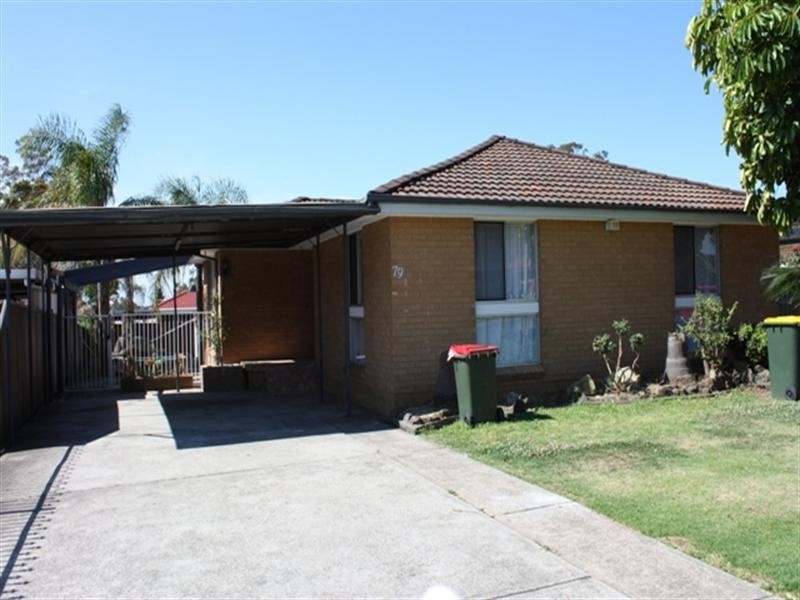79 Oliveri Crescent, Green Valley NSW 2168