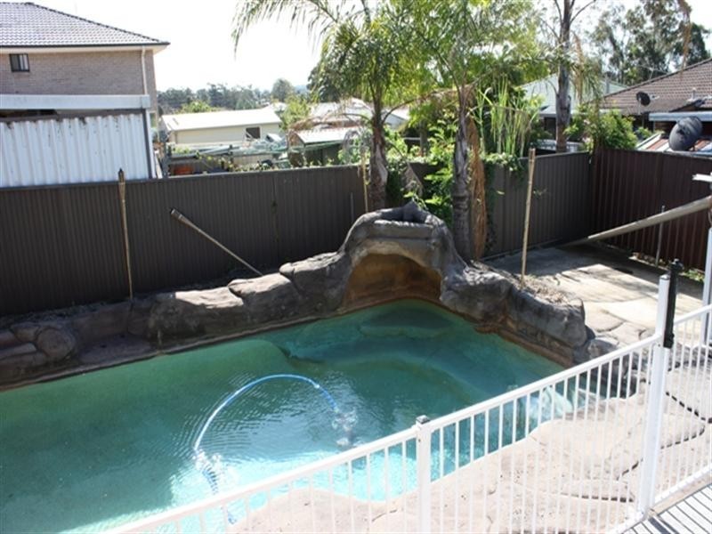 79 Oliveri Crescent, Green Valley NSW 2168