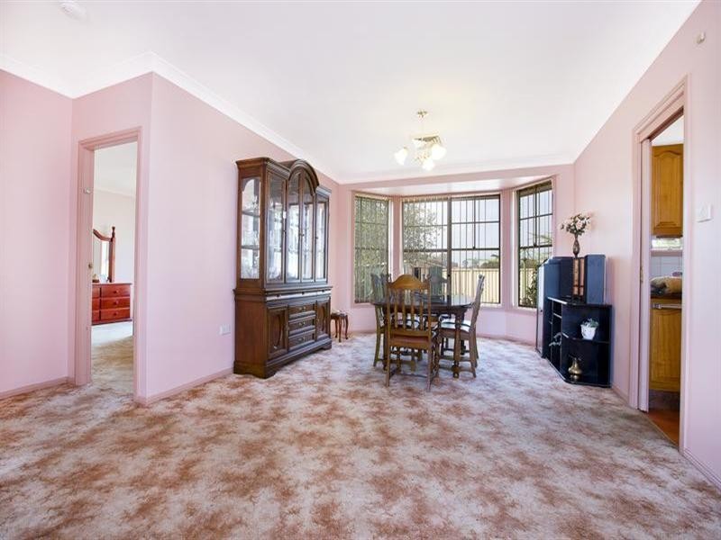 80b Southern Cross Avenue, Middleton Grange NSW 2171