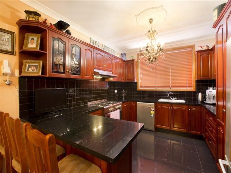 West Hoxton NSW 2171