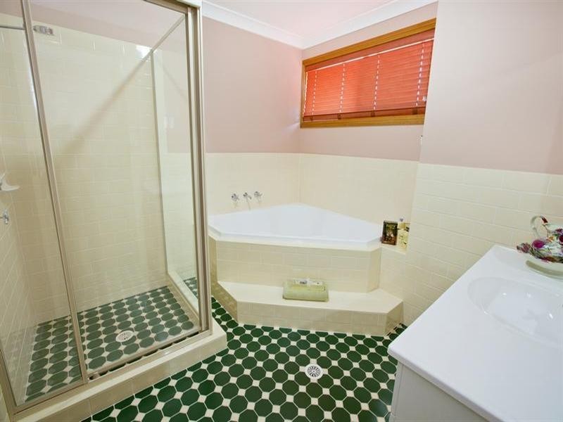 West Hoxton NSW 2171