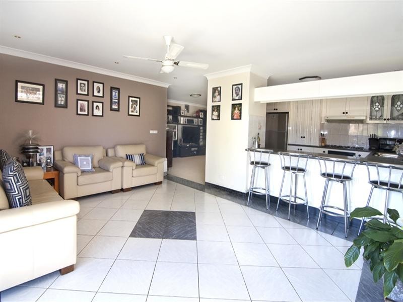 21 Driscoll Street, Abbotsbury NSW 2176