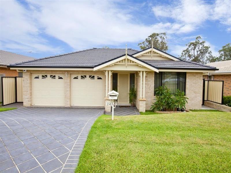 24 Wingham Avenue, Carnes Hill NSW 2171