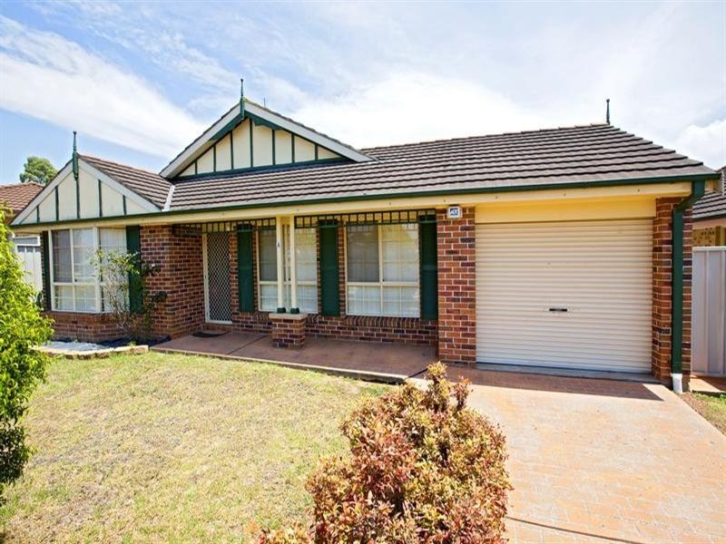 8a Carina Avenue, Hinchinbrook NSW 2168
