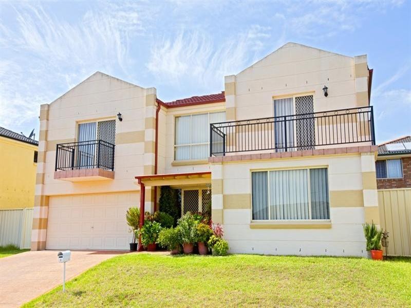 4 Sunrise Place, Horningsea Park NSW 2171