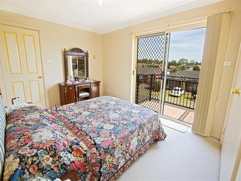 4 Sunrise Place, Horningsea Park NSW 2171