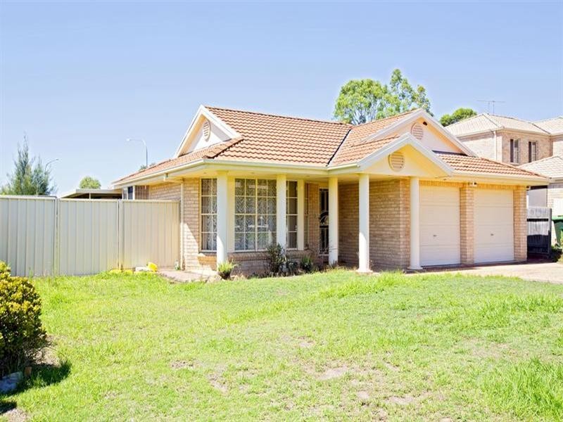 28 Solander Avenue, West Hoxton NSW 2171