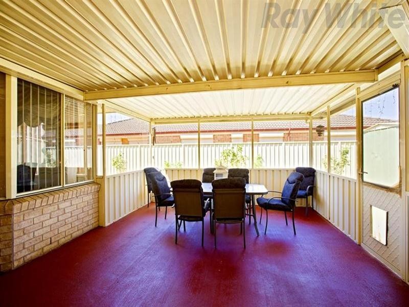 28 Solander Avenue, West Hoxton NSW 2171
