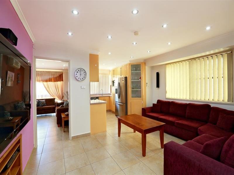 11 Eloura Place, Bonnyrigg NSW 2177