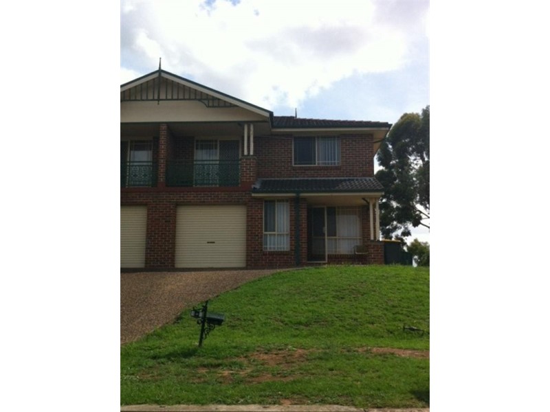 2/1 Esk Avenue, Hinchinbrook NSW 2168