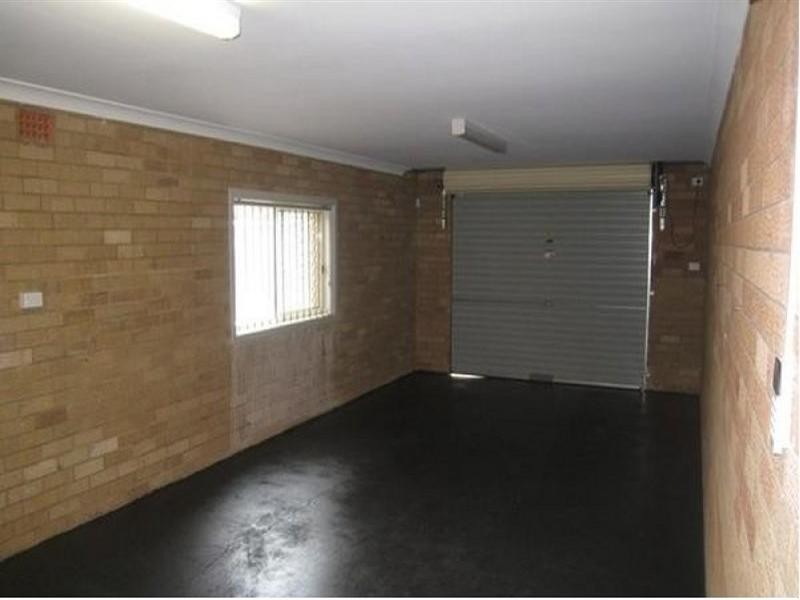 Edensor Park NSW 2176