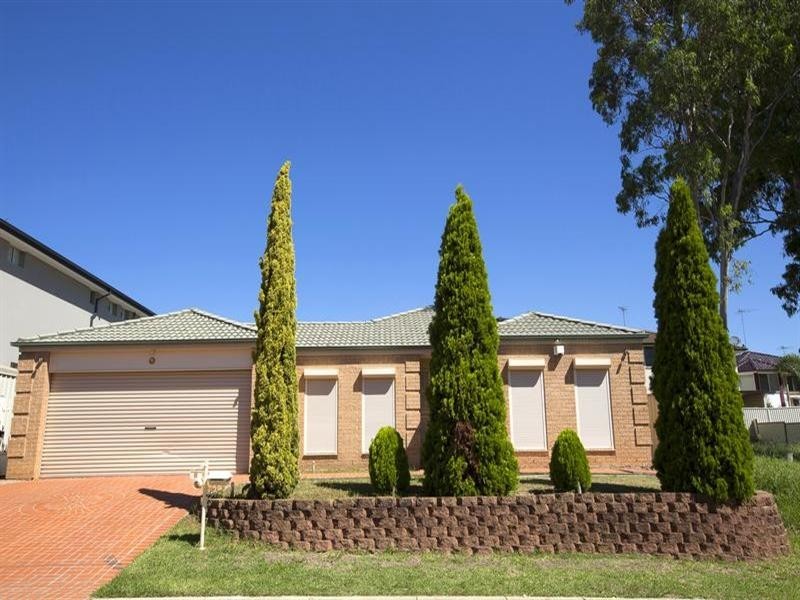 8 Coronation Drive, Green Valley NSW 2168