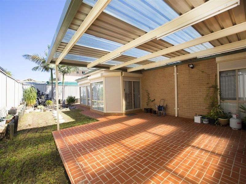 8 Coronation Drive, Green Valley NSW 2168