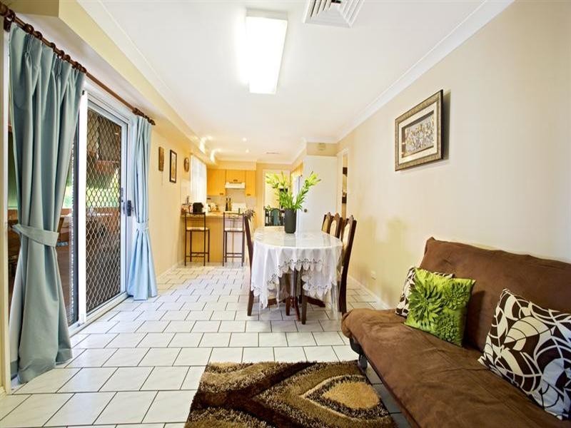 2 Wynn Close, Edensor Park NSW 2176