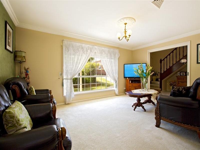 2 Wynn Close, Edensor Park NSW 2176