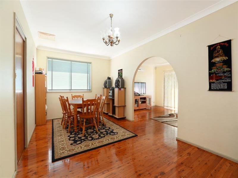 42 McKibbin Street, Canley Heights NSW 2166