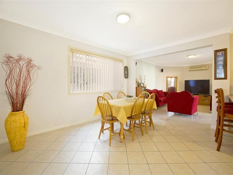 West Hoxton NSW 2171