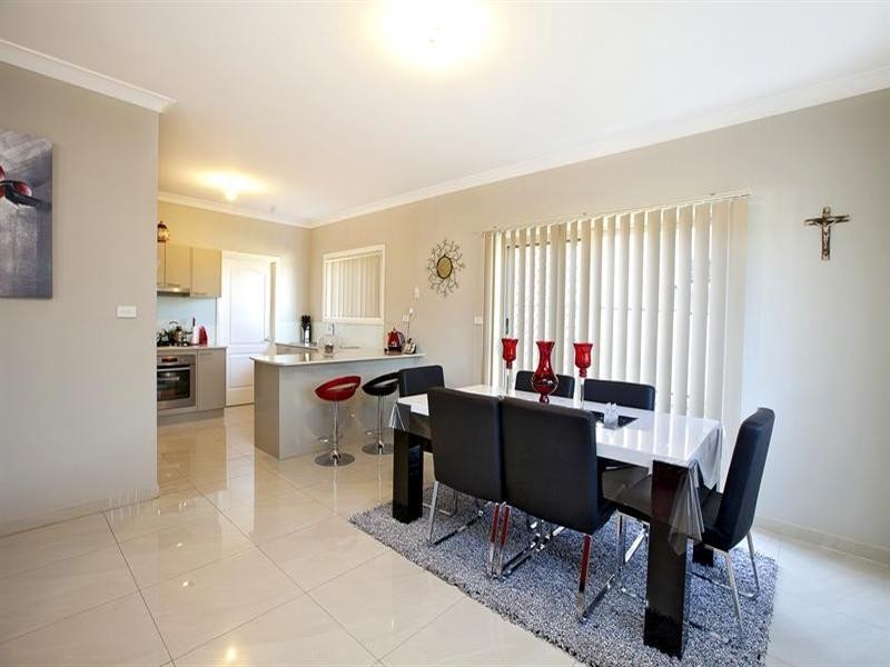 1b Wauchope Road, Carnes Hill NSW 2171