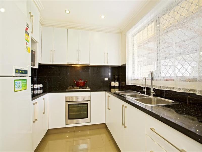3 Gabo Crescent, Sadleir NSW 2168