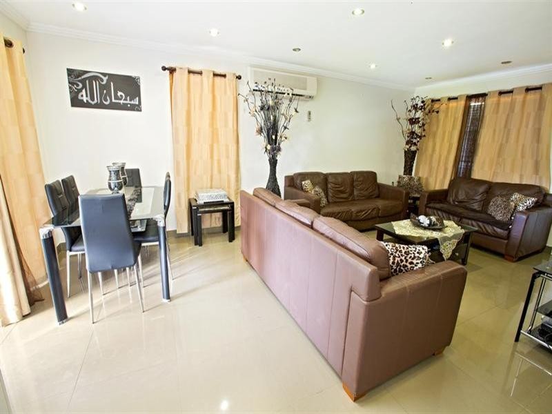 3 Gabo Crescent, Sadleir NSW 2168