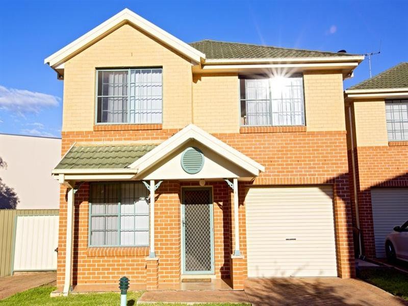 6/6 Plum Close, Casula NSW 2170