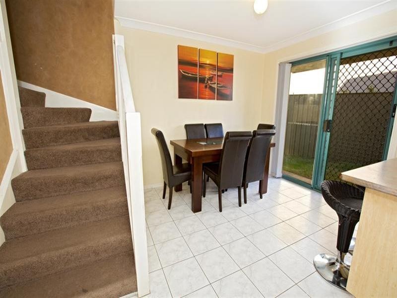6/6 Plum Close, Casula NSW 2170
