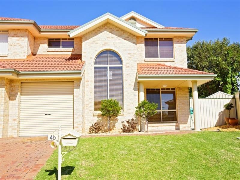 4B Marin Place, Prestons NSW 2170