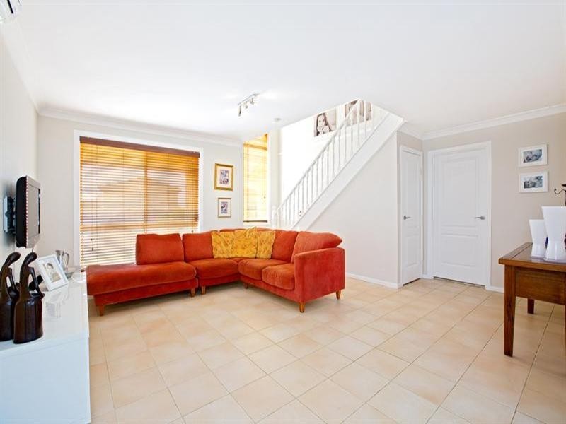 4B Marin Place, Prestons NSW 2170