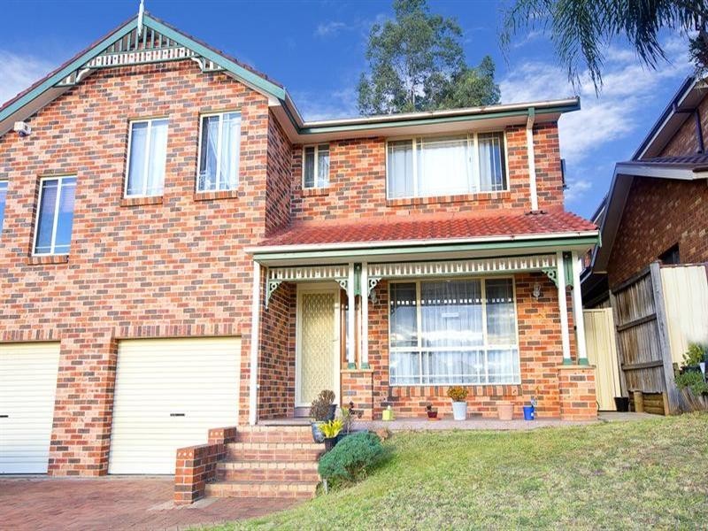 2/4 Dent Close, Hinchinbrook NSW 2168