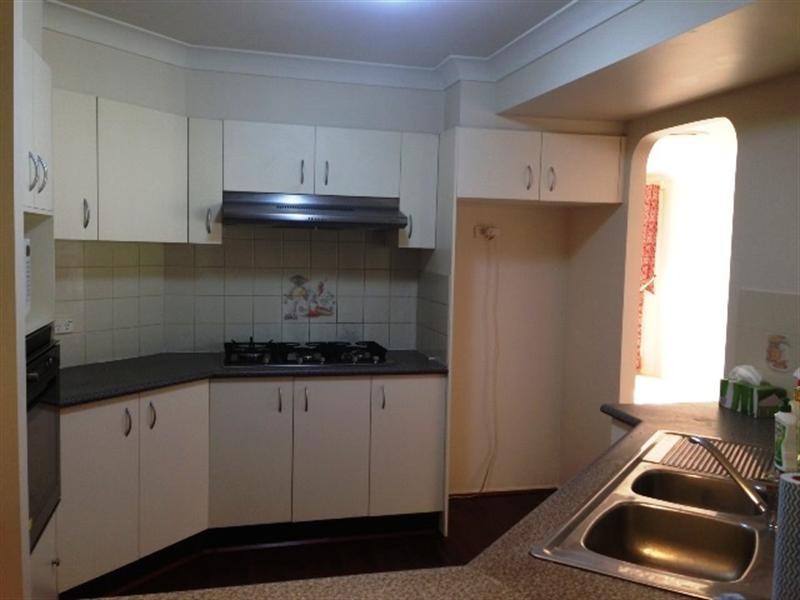 West Hoxton NSW 2171